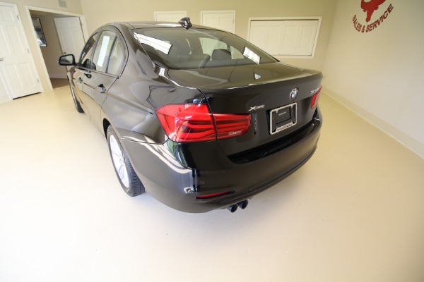 Used 2016 BMW 3-Series 328i xDrive Sedan for sale $24,990 at AAN Master 2024 in Gurnee IL 60031 6