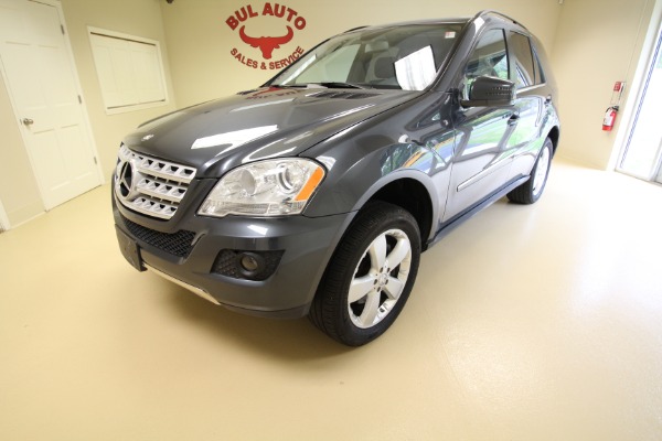 Used 2011 Mercedes-Benz M-Class ML350 4MATIC for sale $17,990 at AAN Master 2024 in Gurnee IL
