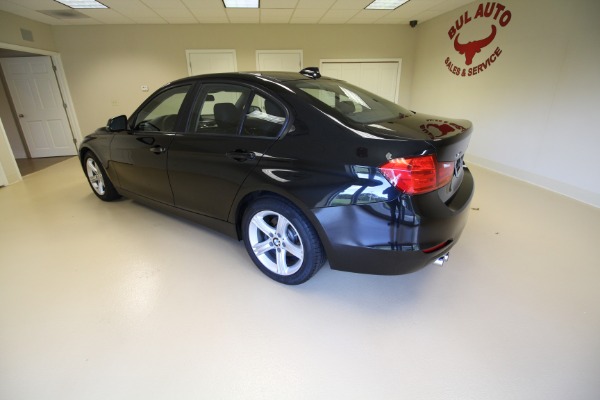 Used 2013 BMW 3-Series 328i xDrive Sedan for sale $16,990 at AAN Master 2024 in Gurnee IL 60031 5