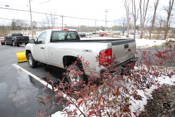 Used 2007 Chevrolet Silverado 2500HD Work Truck 4WD for sale $17,990 at AAN Master 2024 in Gurnee IL 60031 4