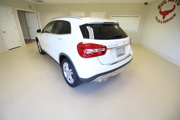 Used 2016 Mercedes-Benz GLA-Class GLA250 4MATIC for sale $26,990 at AAN Master 2024 in Gurnee IL 60031 5