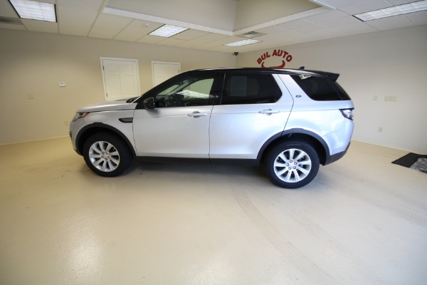 Used 2016 Land Rover Discovery Sport SE for sale $28,990 at AAN Master 2024 in Gurnee IL 60031 4