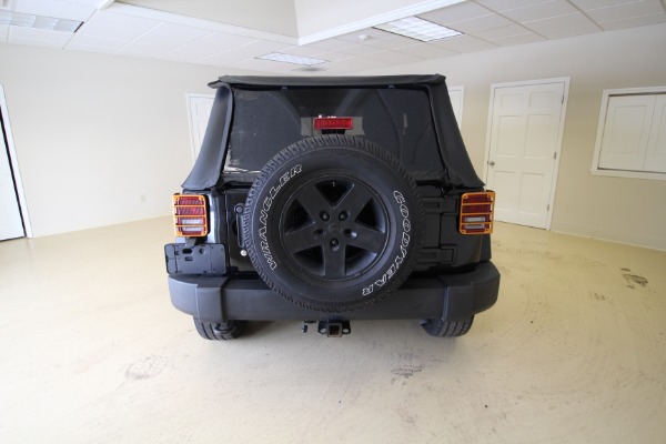 Used 2013 Jeep Wrangler Sport 4WD for sale $19,990 at AAN Master 2024 in Gurnee IL 60031 6