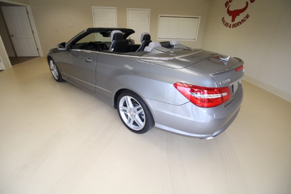 Used 2011 Mercedes-Benz E550 Convertible for sale $21,990 at AAN Master 2024 in Gurnee IL 60031 5