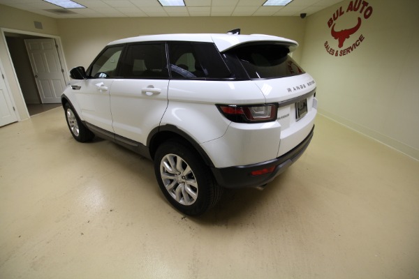 Used 2018 Land Rover Range Rover Evoque SE for sale $34,990 at AAN Master 2024 in Gurnee IL 60031 6