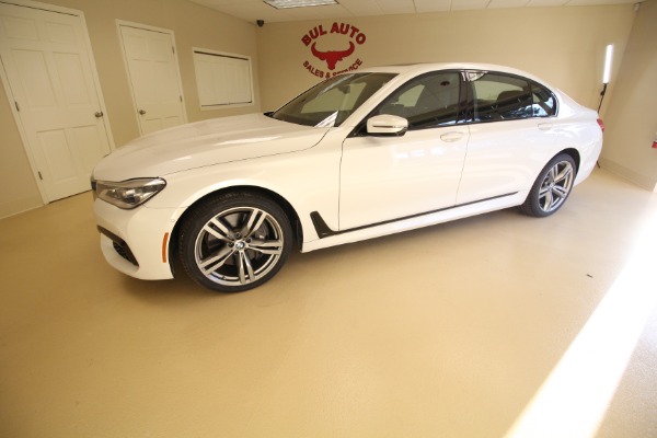 Used 2016 BMW 7-Series 750i xDrive M-Sport for sale $56,990 at AAN Master 2024 in Gurnee IL 60031 4