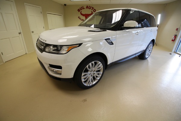 Used 2016 Land Rover Range Rover Sport HSE for sale $52,990 at AAN Master 2024 in Gurnee IL 60031 4