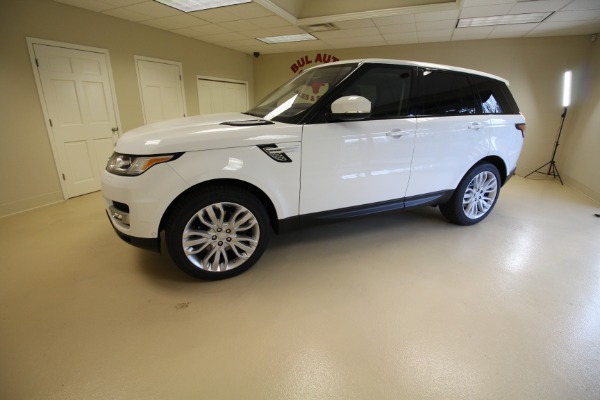 Used 2016 Land Rover Range Rover Sport HSE for sale $52,990 at AAN Master 2024 in Gurnee IL 60031 5