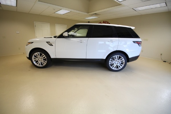 Used 2016 Land Rover Range Rover Sport HSE for sale $52,990 at AAN Master 2024 in Gurnee IL 60031 6