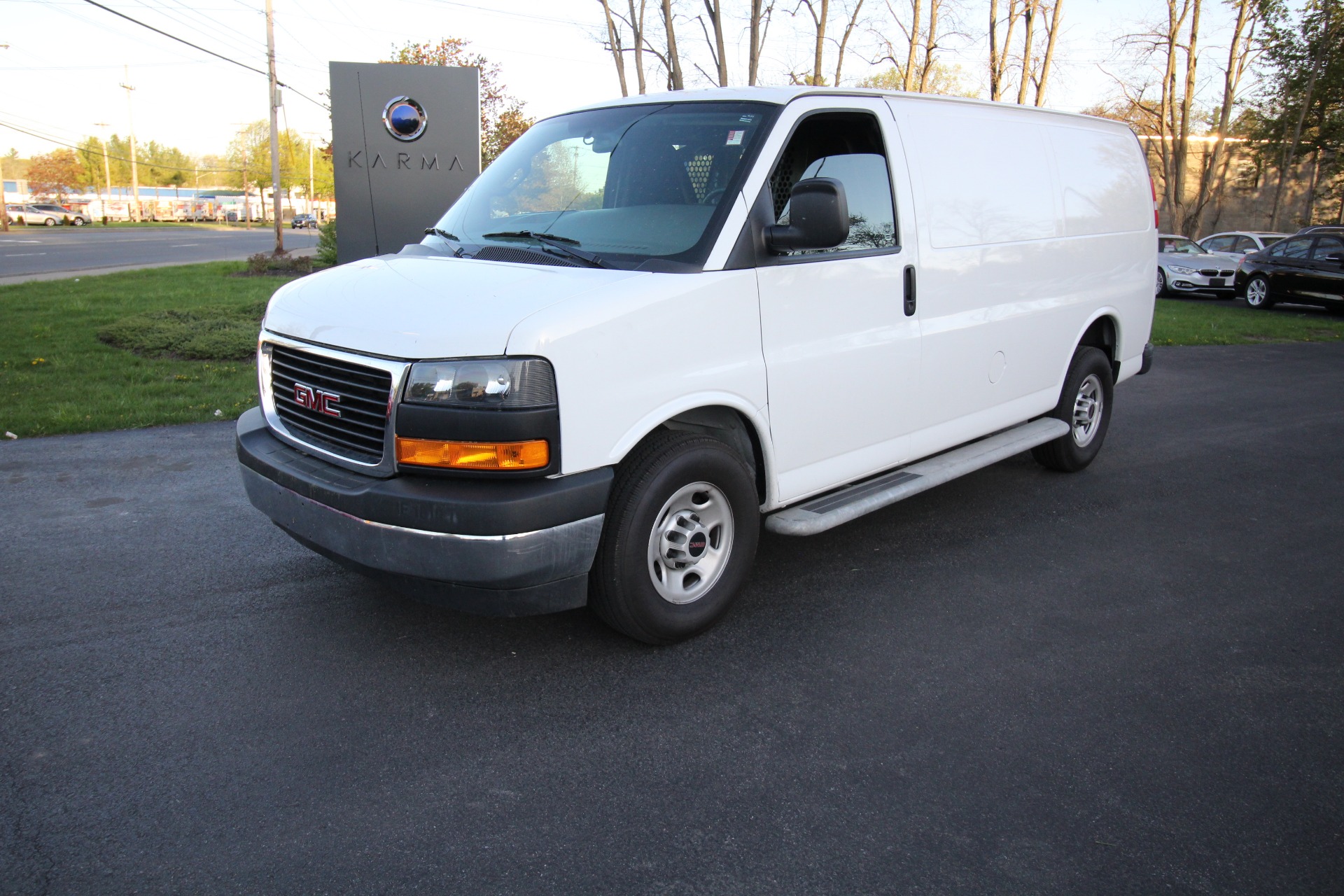 Used 2018 GMC Savana G2500 Cargo for sale $23,990 at AAN Master 2024 in Gurnee IL 60031 1