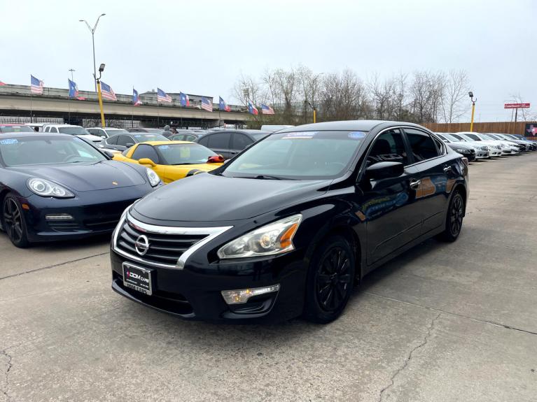 Used 2014 Nissan Altima 2.5 S for sale $9,995 at AAN Master 2024 in Gurnee IL 60031 4