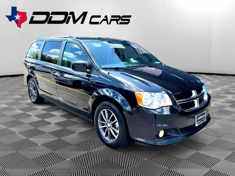 Used 2017 Dodge Grand Caravan SXT for sale $10,995 at AAN Master 2024 in Gurnee IL