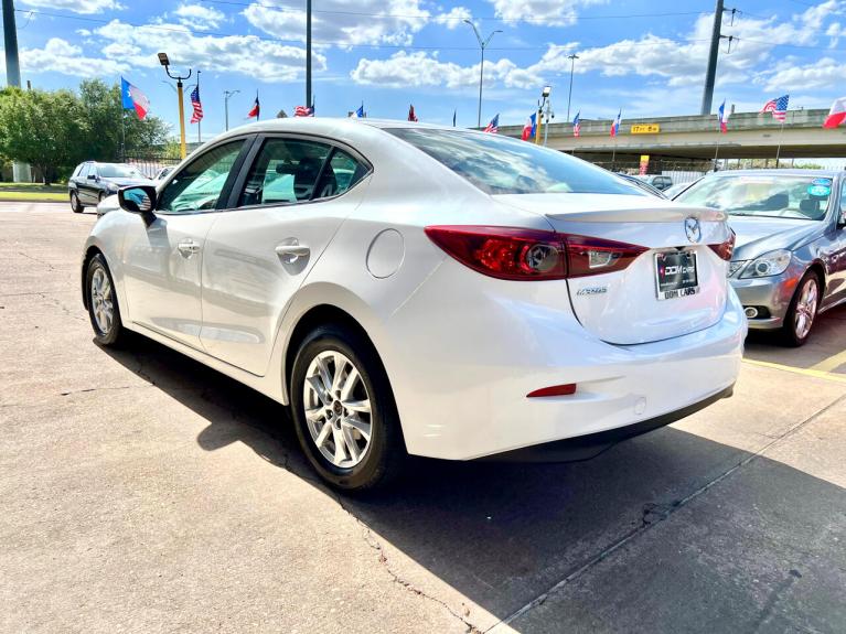 Used 2015 Mazda MAZDA3 i Touring AT 4-Door for sale Sold at AAN Master 2024 in Gurnee IL 60031 5