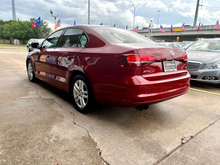 Used 2018 Volkswagen Jetta 1.4T S 6A for sale $16,995 at AAN Master 2024 in Gurnee IL 60031 5