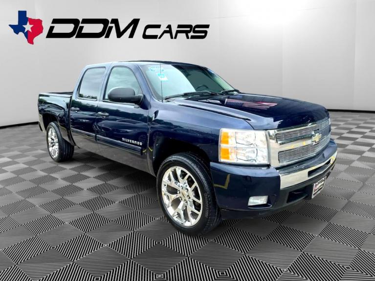 Used 2011 Chevrolet Silverado 1500 LT Crew Cab 2WD for sale $16,995 at AAN Master 2024 in Gurnee IL