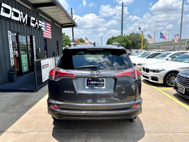 Used 2017 Toyota RAV4 LE FWD for sale $16,995 at AAN Master 2024 in Gurnee IL 60031 6