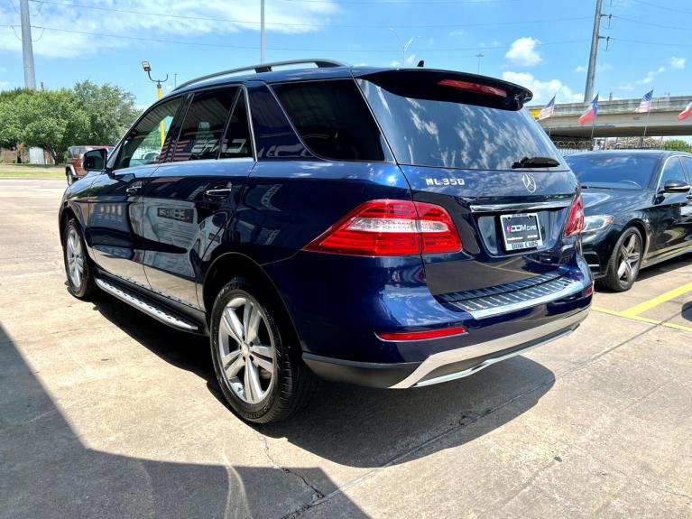 Used 2015 Mercedes-Benz M-Class ML350 for sale Sold at AAN Master 2024 in Gurnee IL 60031 5