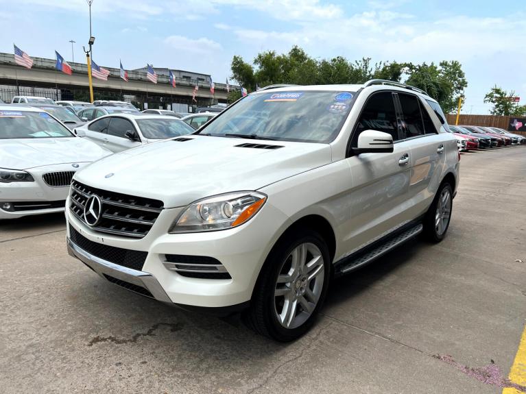 Used 2014 Mercedes-Benz M-Class ML350 4MATIC for sale $17,995 at AAN Master 2024 in Gurnee IL 60031 4