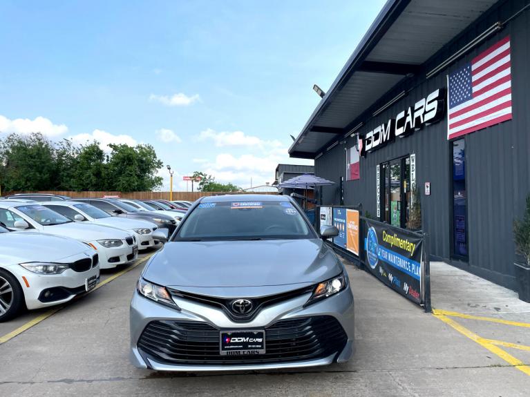 Used 2018 Toyota Camry LE for sale $19,995 at AAN Master 2024 in Gurnee IL 60031 3