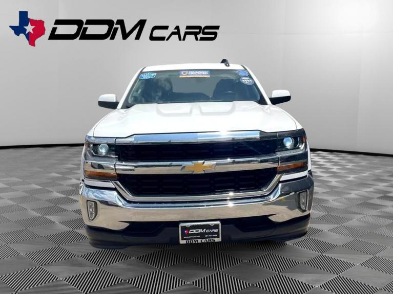 Used 2017 Chevrolet Silverado 1500 LT Crew Cab 2WD for sale Sold at AAN Master 2024 in Gurnee IL 60031 3