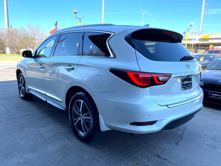 Used 2019 Infiniti QX60 LUXE FWD for sale $29,995 at AAN Master 2024 in Gurnee IL 60031 5