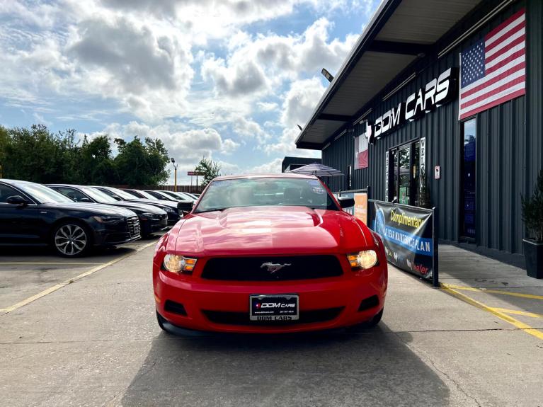 Used 2011 Ford Mustang V6 Coupe for sale $12,995 at AAN Master 2024 in Gurnee IL 60031 3