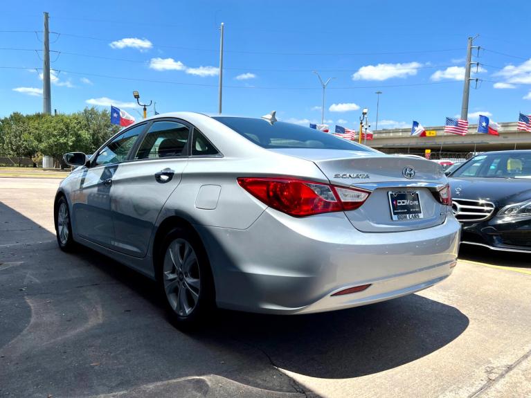 Used 2011 Hyundai Sonata Limited Auto for sale Sold at AAN Master 2024 in Gurnee IL 60031 5