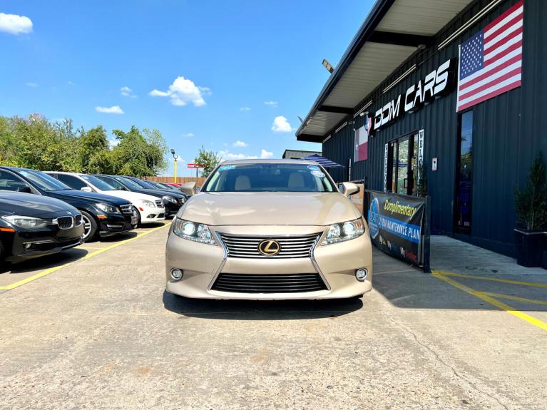 Used 2014 Lexus ES 350 Sedan for sale Sold at AAN Master 2024 in Gurnee IL 60031 3