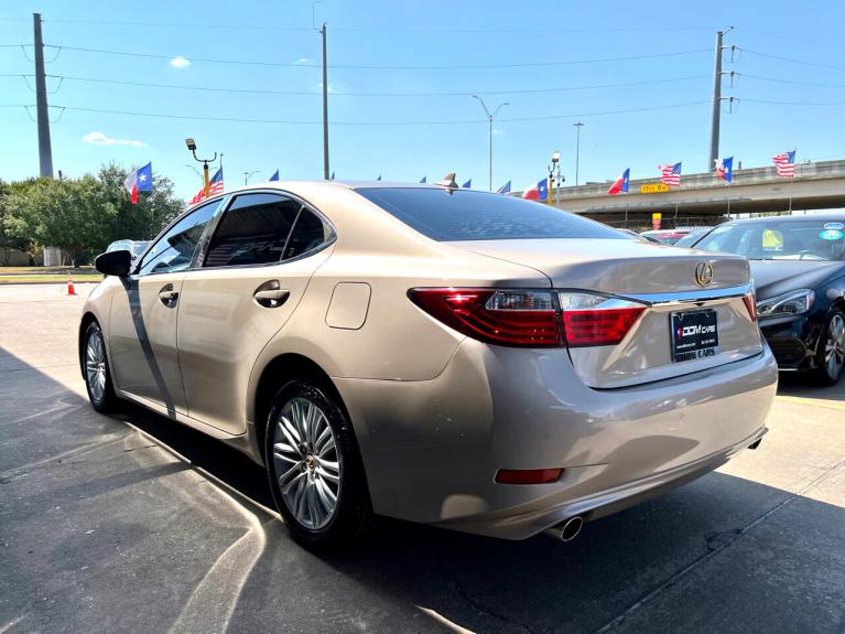 Used 2014 Lexus ES 350 Sedan for sale Sold at AAN Master 2024 in Gurnee IL 60031 5