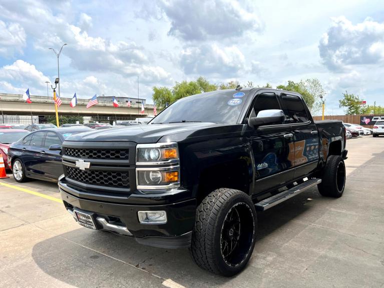 Used 2014 Chevrolet Silverado 1500 High Country Crew Cab 2WD for sale Sold at AAN Master 2024 in Gurnee IL 60031 4