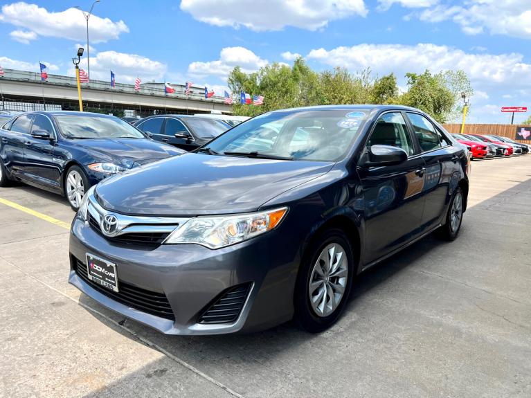Used 2014 Toyota Camry SE Sport for sale $15,995 at AAN Master 2024 in Gurnee IL 60031 4