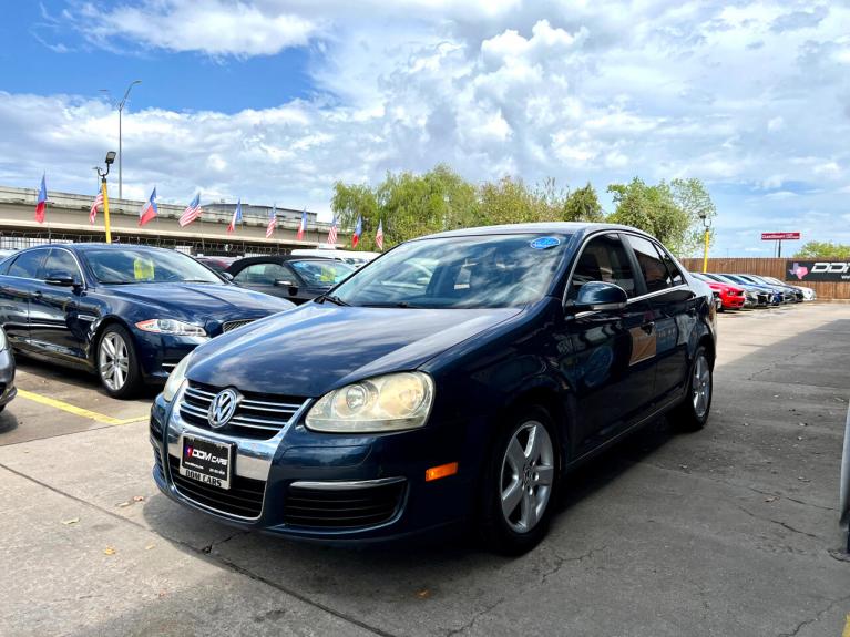 Used 2009 Volkswagen Jetta SEL for sale $8,995 at AAN Master 2024 in Gurnee IL 60031 4