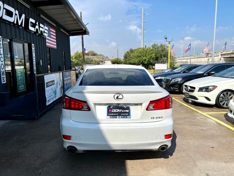 Used 2011 Lexus IS 250 RWD for sale $13,995 at AAN Master 2024 in Gurnee IL 60031 6