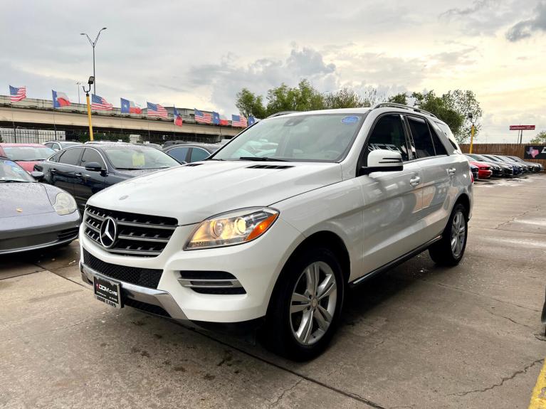 Used 2015 Mercedes-Benz M-Class ML350 4MATIC for sale $15,995 at AAN Master 2024 in Gurnee IL 60031 4