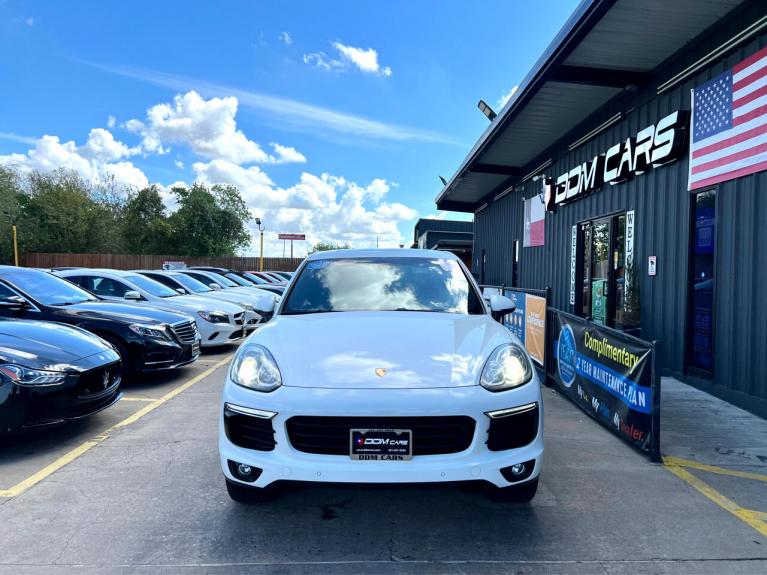 Used 2016 Porsche Cayenne Base for sale $24,995 at AAN Master 2024 in Gurnee IL 60031 3