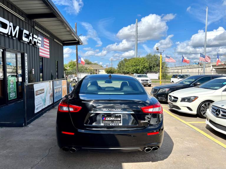 Used 2017 Maserati Ghibli Base for sale $28,995 at AAN Master 2024 in Gurnee IL 60031 6