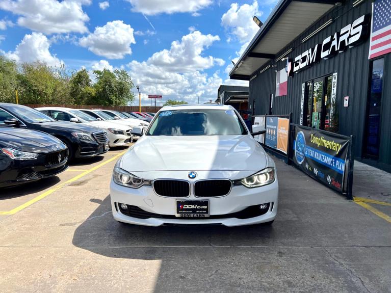 Used 2014 BMW 3-Series 320i Sedan for sale $12,995 at AAN Master 2024 in Gurnee IL 60031 3