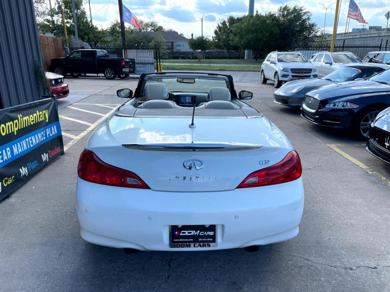 Used 2013 Infiniti G Convertible Base for sale $18,995 at AAN Master 2024 in Gurnee IL 60031 6