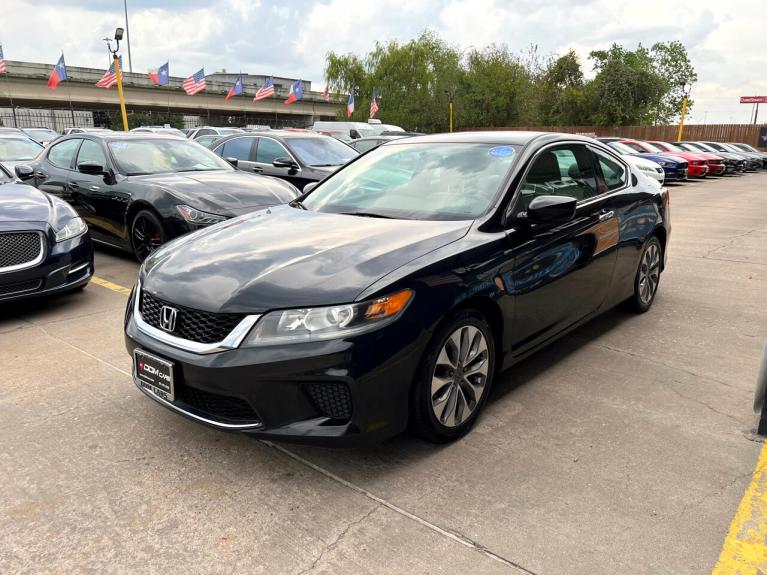 Used 2015 Honda Accord LX-S Coupe CVT for sale $14,995 at AAN Master 2024 in Gurnee IL 60031 4